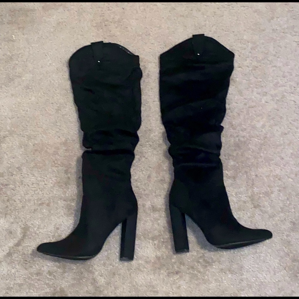Gorgeous Suede Boots ready to be styled!!